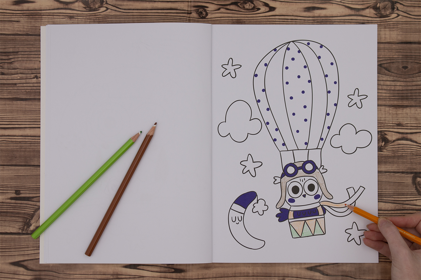 Mein zauberhaftes Glitzermalbuch - Eulen Mein zauberhaftes Glitzermalbuch - Eulen