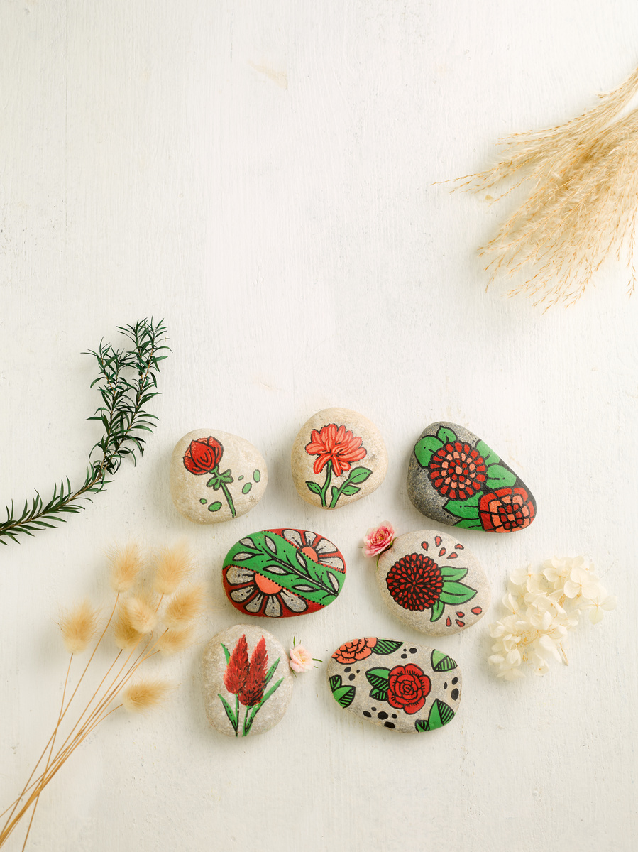 Kreativ-Set: Sag's mit Blumen - Florale Botschaften auf Steinen. Mit Anleitungsbuch und Material Kreativ-Set: Sag's mit Blumen - Florale Botschaften auf Steinen. Mit Anleitungsbuch und Material