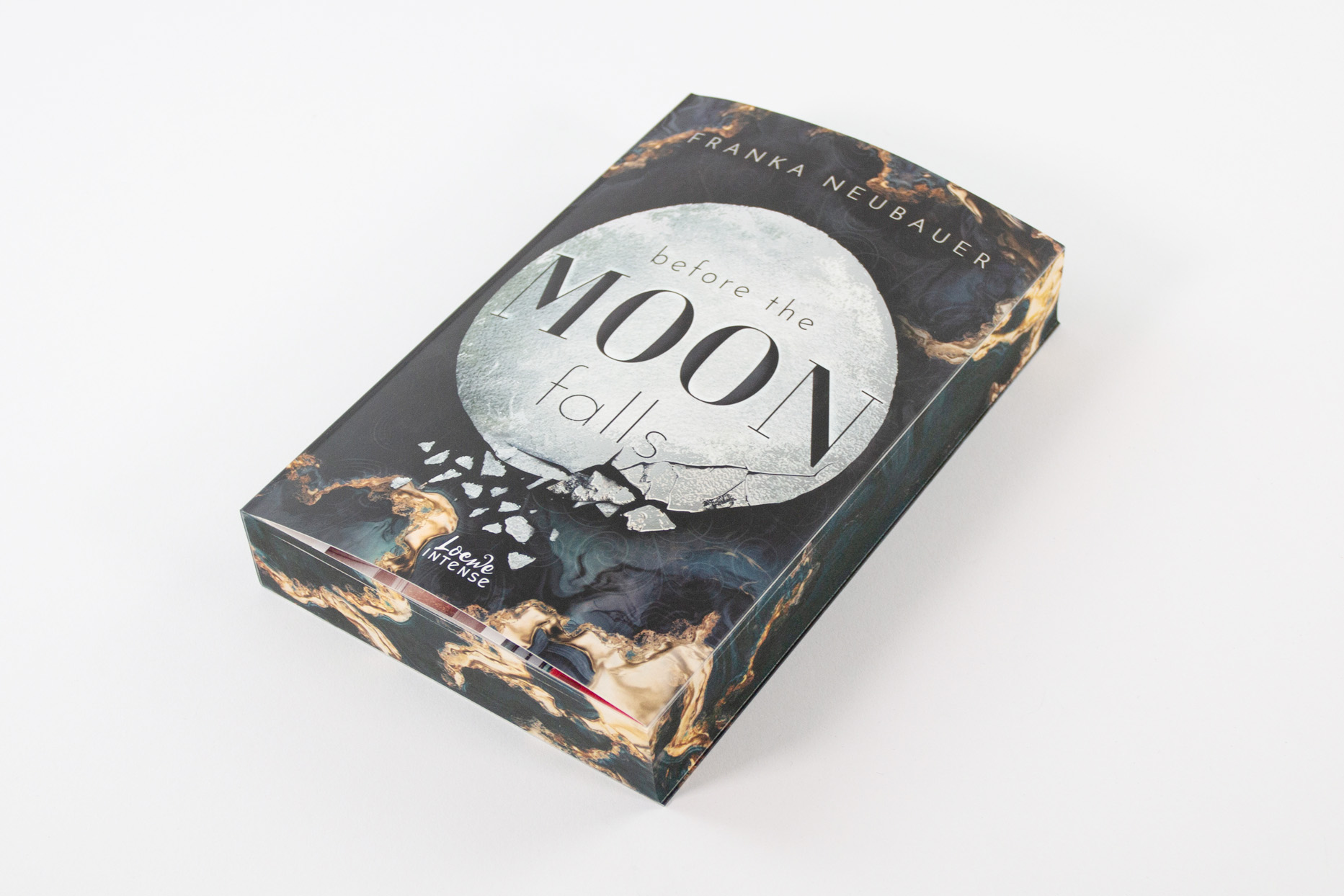 Before the Moon Falls (Scandalous Secrets, Band 2)